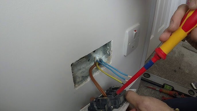 Electrician Bucuresti.
